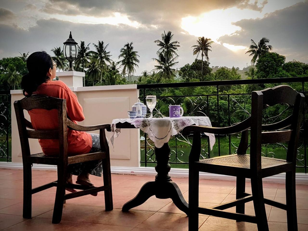 Casa Marina Bed And Breakfast Pagsanjan Екстериор снимка